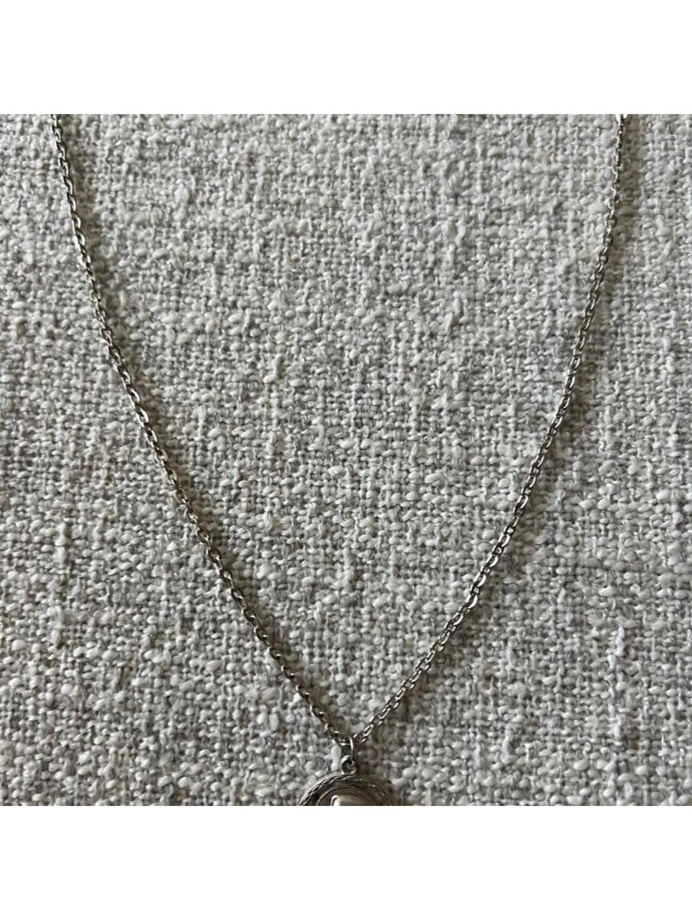 Catholic Virgin Mary Necklace View 3